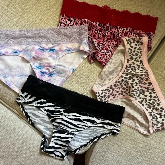 Victoria Secret Size Small New Underwear - Picture 2 of 6